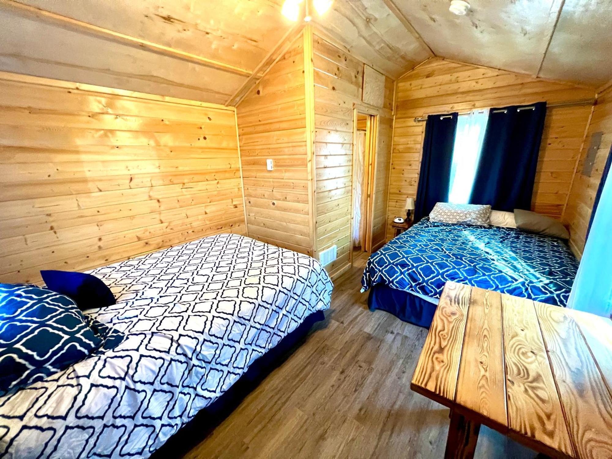 Triple G'S Resort - Cabin 8 Pinnacle Стая снимка