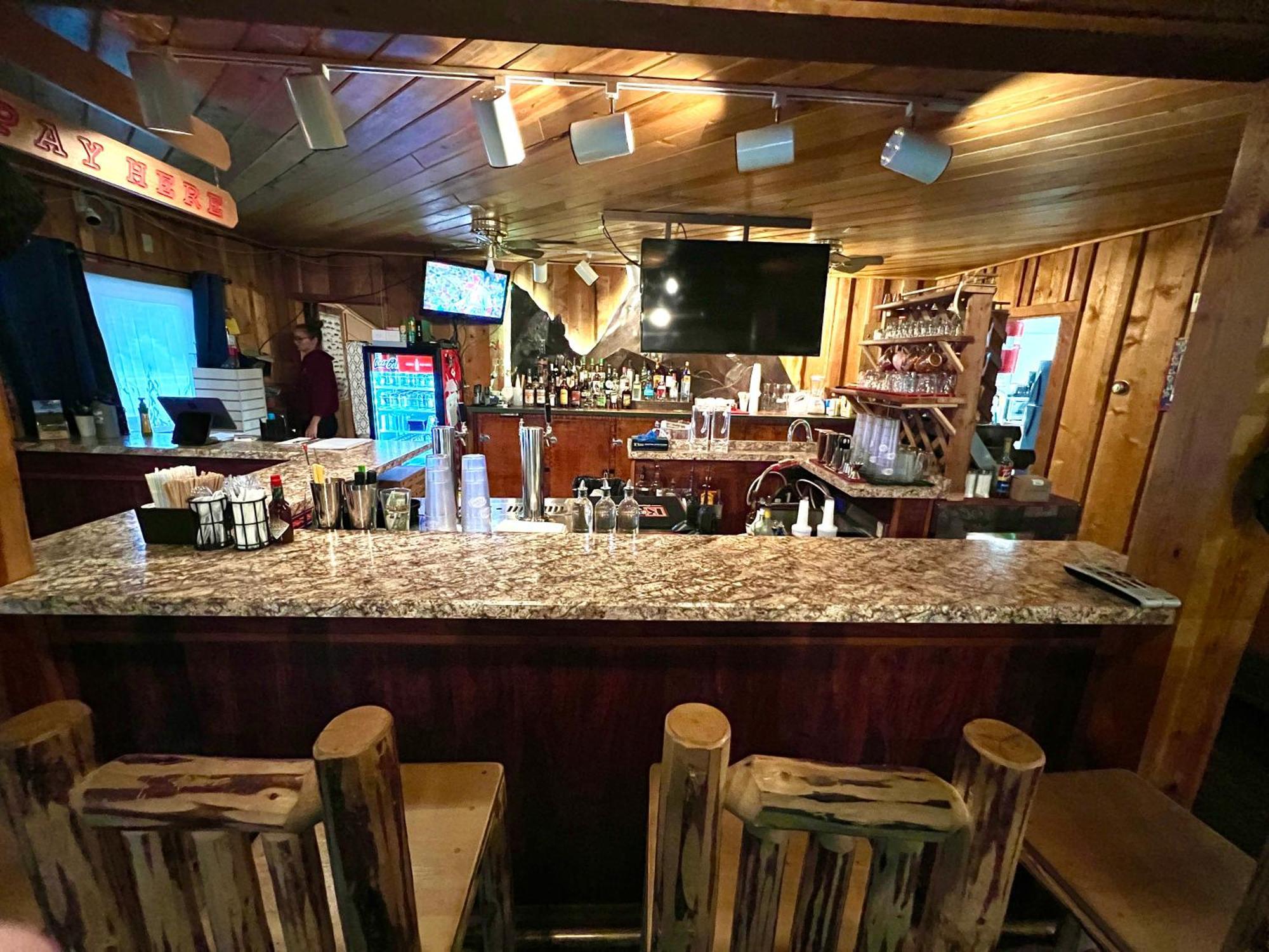 Triple G'S Resort - Cabin 8 Pinnacle Екстериор снимка