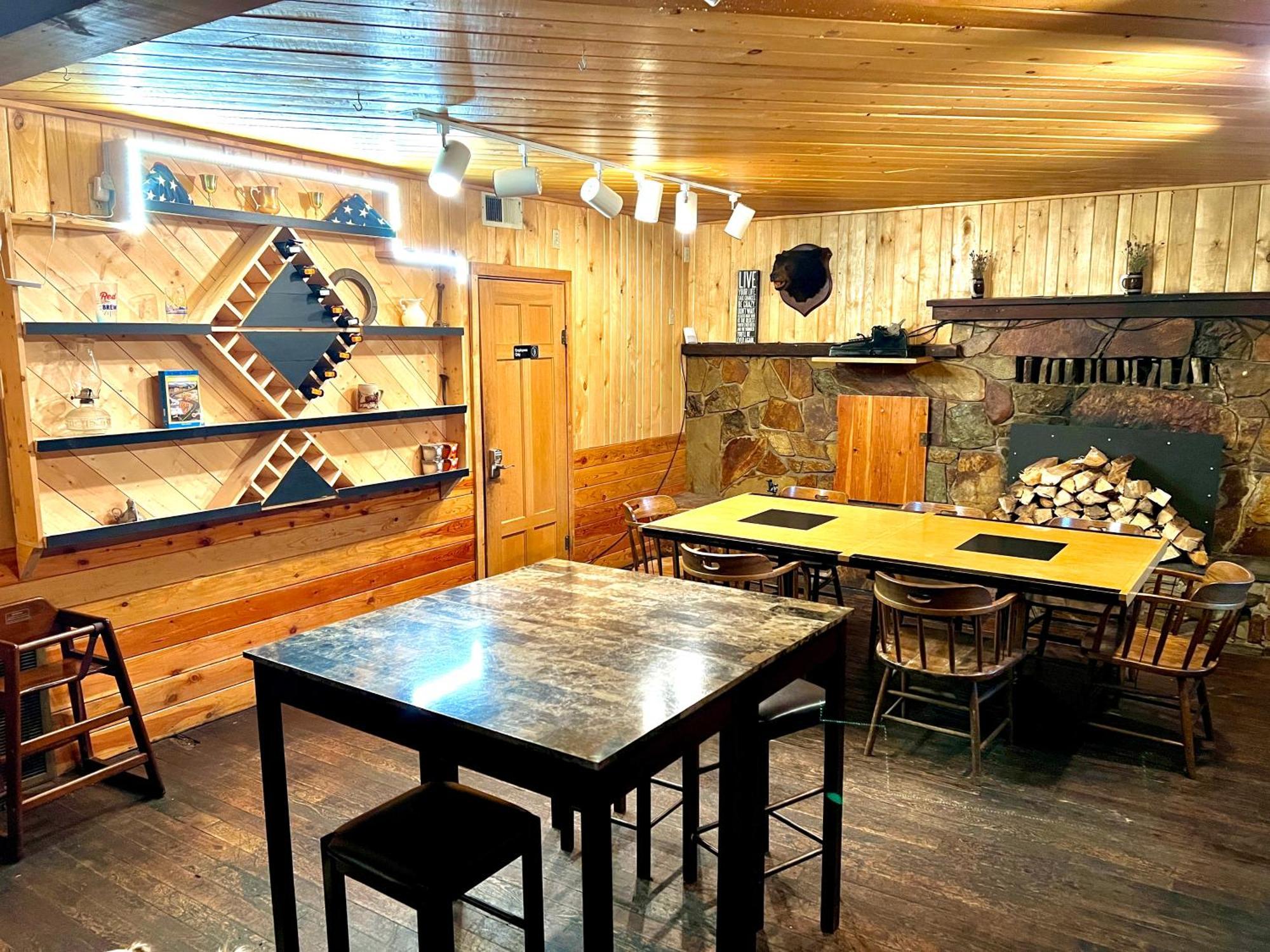 Triple G'S Resort - Cabin 8 Pinnacle Екстериор снимка